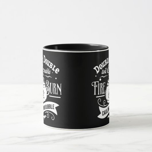 Doppeltoil und Trouble Cauldron Halloween Tasse (Zentrum)