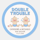 Doppeltrouble Twin Boys Babydusche Runder Aufkleber (Vorderseite)