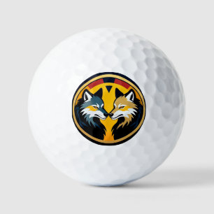 Doppelwolf-Emblem-Logo mit goldenem Kreis Golfball