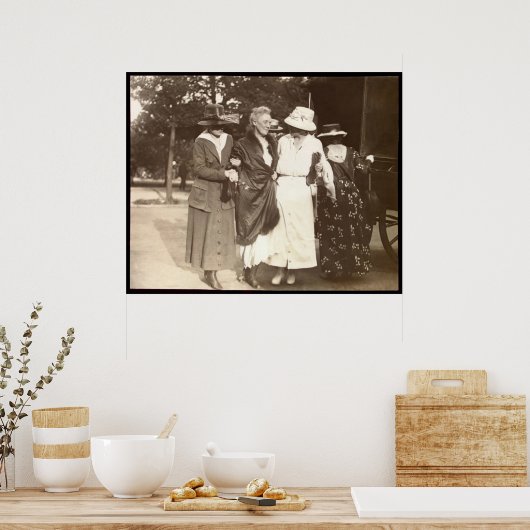 Dora Lewis Suffragette Poster (Küche)