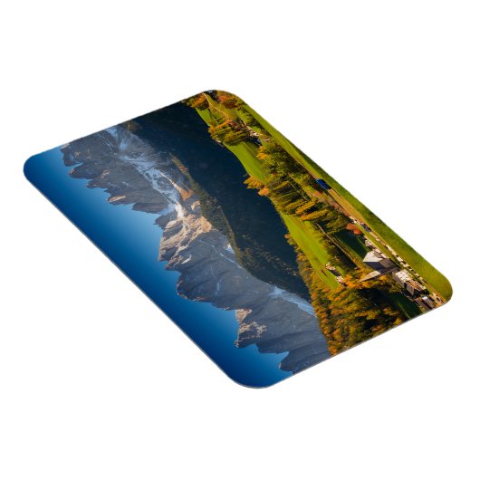 Dorf Dolomiten im Fall eines rechteckigen Magneten Magnet (Rechte Seite)