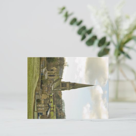 Dorf Edensor und Kirche - Postkarte (Stehend Vorderseite)