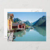 Dorf Fjærland und ein Fjord in Norwegen Postkarte (Vorne/Hinten)