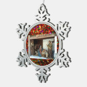 Dorfkrippe unter Canopy mehrfarbige Sterne Schneeflocken Zinn-Ornament (Rechts)