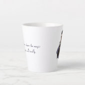 Dorian Pavus - Hier passiert der Zauber Milchtasse (Vorderseite)