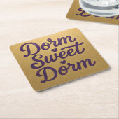 Dorm Sweet Dorm Script Untersetzer Set (angewinkelt)