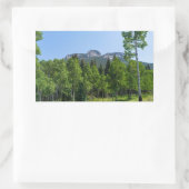 Dorodigipfel über Wäldern am goldenen Tor Rechteckiger Aufkleber (Tasche)