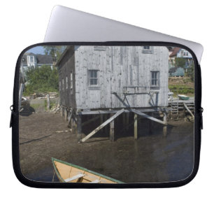 Dory builder,Lunenburg, Nova Scotia, Kanada Laptopschutzhülle