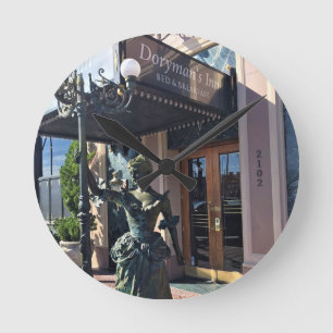 Doryman's Inn, Newport Beach, Kalifornien Runde Wanduhr