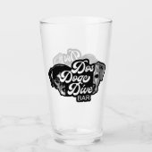Dos Doge Dive Bar Glas (Vorderseite)