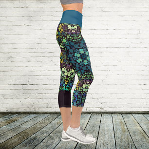 Dot Mandala Blume Blau Gelb und Lila Capri Leggings