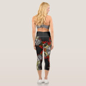 Dot Mandala Blume Rot Gelb und Grau Capri Leggings (Rückseite)