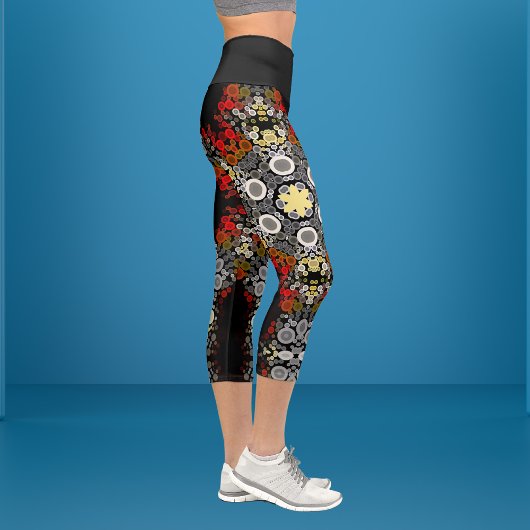 Dot Mandala Blume Rot Gelb und Grau Capri Leggings