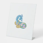 Dot, Sherpa Blue, Golden Sand Design Sockelschild (Vorderseite)