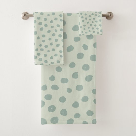 Dots Sage Green Badhandtuch Set (Insitu)