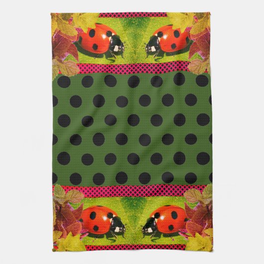 Dotted LadyBug Geschirrtuch (Vertikal)