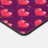 Dotted Lila Pink Hearts and Arrows Niedlich Schreibtischunterlage (Ecke)