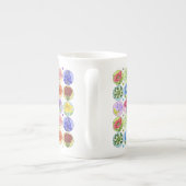Dotty Birth Blume und Gem Bone China Tasse (Rückseite)