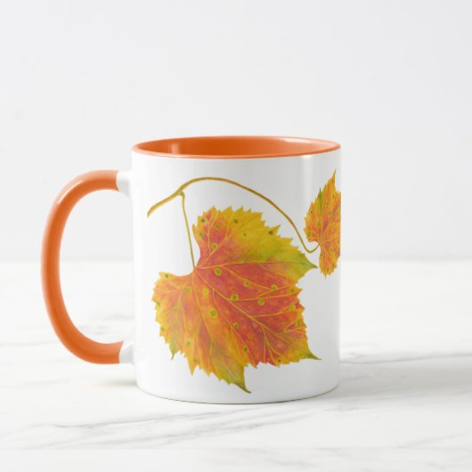 Dotty Spotty fällt auf eine Combo-Tasse (O) Tasse (Links)