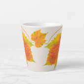 Dotty Spotty fällt auf eine kleine Latte-Tasse Milchtasse (Vorderseite)