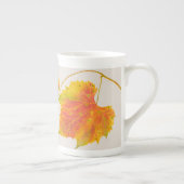 Dotty Spotty fällt auf eine Knochen-China-Tasse Porzellantasse (Rechts)