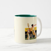 Doubles Tennis Match Zweifarbige Tasse (VorderseiteRechts)
