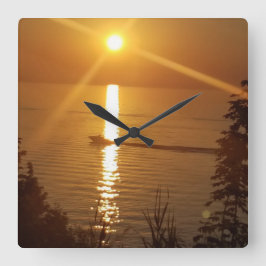 Doug-Boot Quadratische Wanduhr