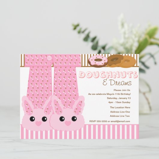 Doughnut & Dreams Pajama Party Sleepover Einladung (Stehend Vorderseite)