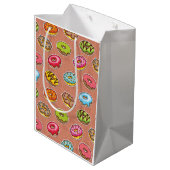 Doughnut Throw Kissen Mittlere Geschenktüte (Rückseite Schrägansicht)