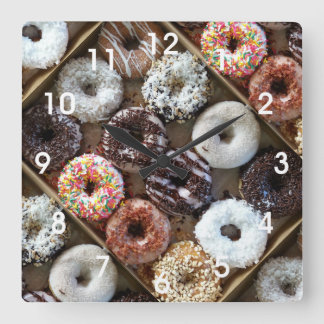 Doughnuts Donuts Photo Quadratische Wanduhr