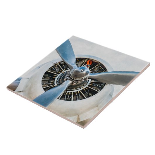 Douglas DC-3 Flugzeug. Propeller Fliese (Seite)