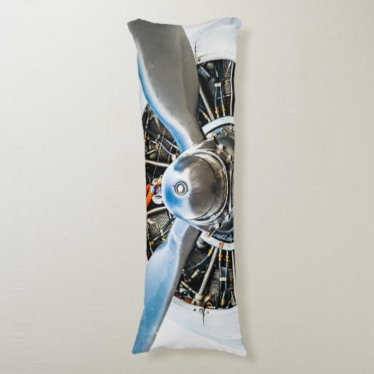 Douglas DC-3 Flugzeug. Propeller Seitenschläferkissen (Vorderseite Vertikal)