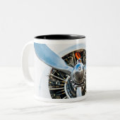 Douglas DC-3 Flugzeug. Propeller Zweifarbige Tasse (Vorderseite Links)