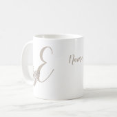 Dove Elegant Monogram Initial E Name Kaffeetasse (Vorderseite Links)