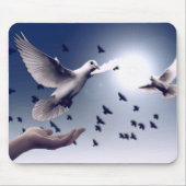 Dove Hand Mousepad (Vorne)