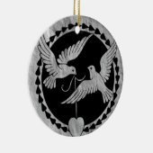 Doves auf gebürstetem Metall Keramikornament (Rechts)