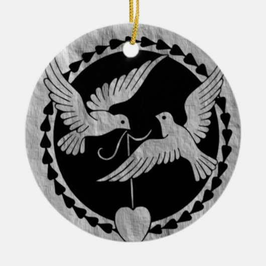 Doves auf gebürstetem Metall Keramikornament (Vorne)