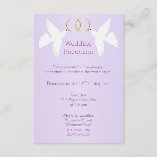 Doves Design Lilac farbige Hochzeitempfehlung Begleitkarte (Vorderseite)