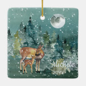 Down Fawn Deer Forest Full Moon Snowfall Wasserfar Keramikornament (Rückseite)