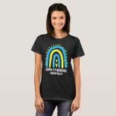 Down Syndrome Awareness Rainbow T21 T-Shirt (Vorne ganz)