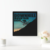 Downhill MTB Quadratische Wanduhr (Zuhause)