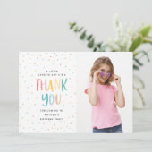 downloadbare Rainbow fun Foto farbig danke Einladung (Stehend Vorderseite)