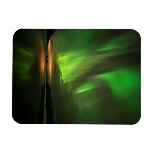 Downstream Aurora Magnet (Horizontal)