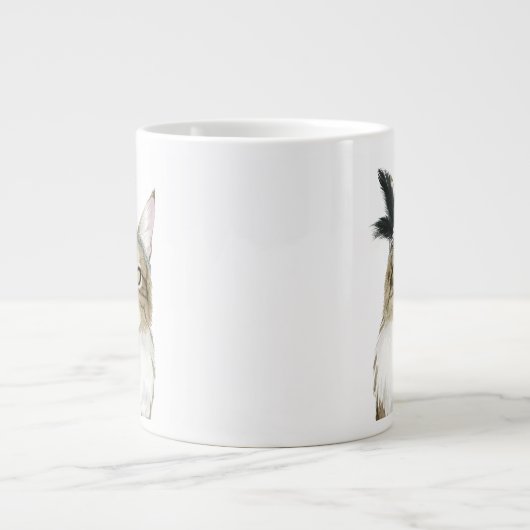 Downton Cat | Mit Federn verziert Jumbo-Tasse (Vorderseite)