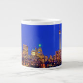 Downtown Toronto Skyline nachts Jumbo-Tasse (Vorderseite)
