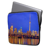 Downtown Toronto Skyline nachts Laptopschutzhülle (Vorderseite Links)