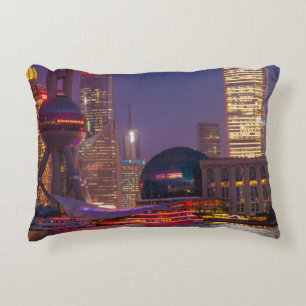 Downtown Ufer Shanghai, China Zierkissen