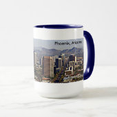 Downtown View von Phoenix, Arizona Tasse (VorderseiteRechts)