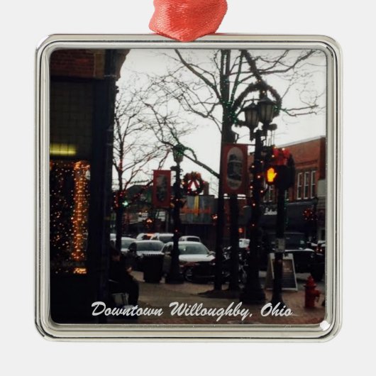 Downtown Willoughby Weihnachts-Foto Ornament (Vorne)
