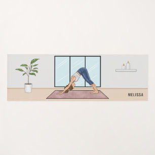Downward Dog Pose Yoga Frau mit individuellem Name Yogamatte